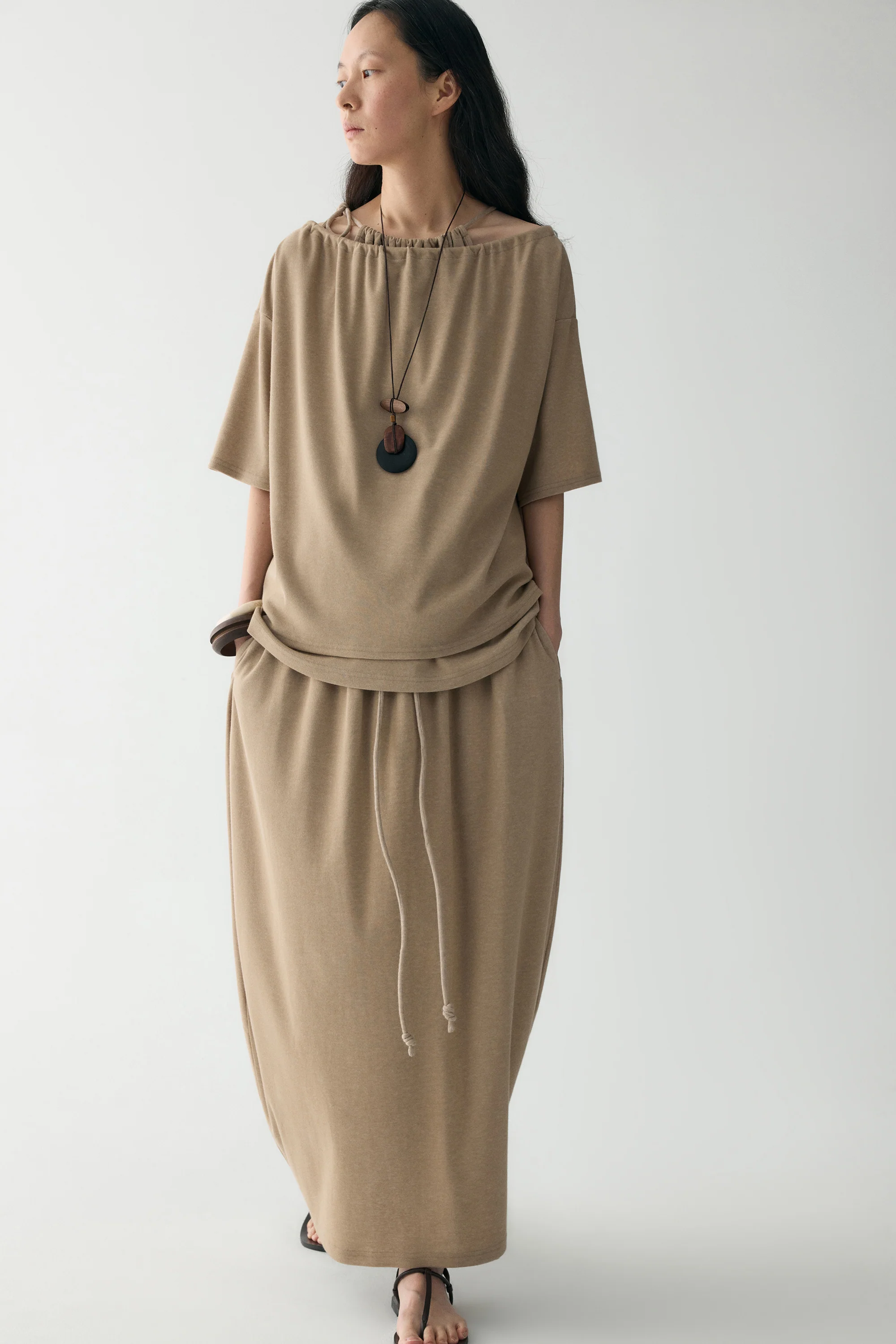 Two-way Knitted T-shirt - Image 15