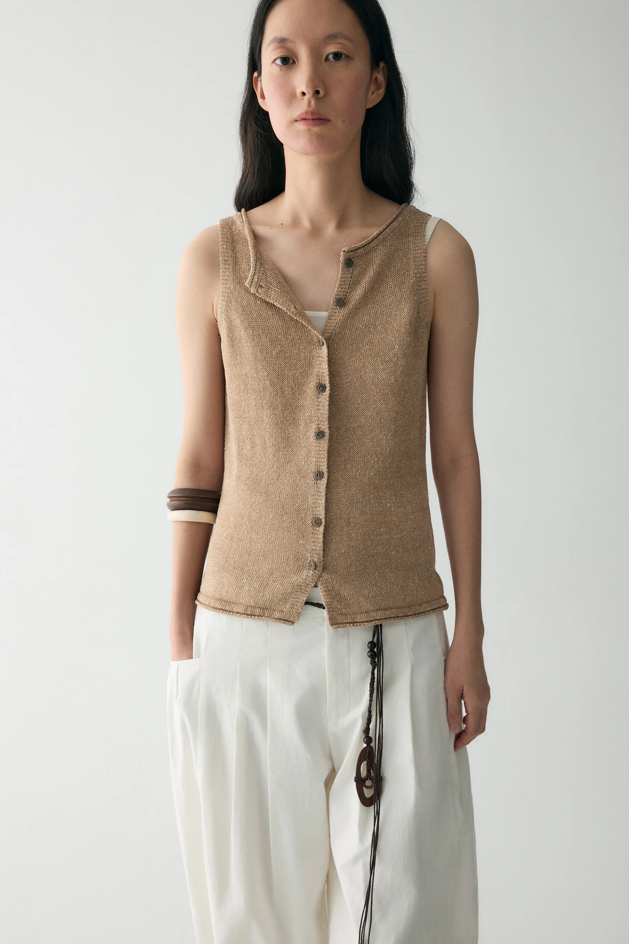 Two-way Linen Knitted Vest - Image 3