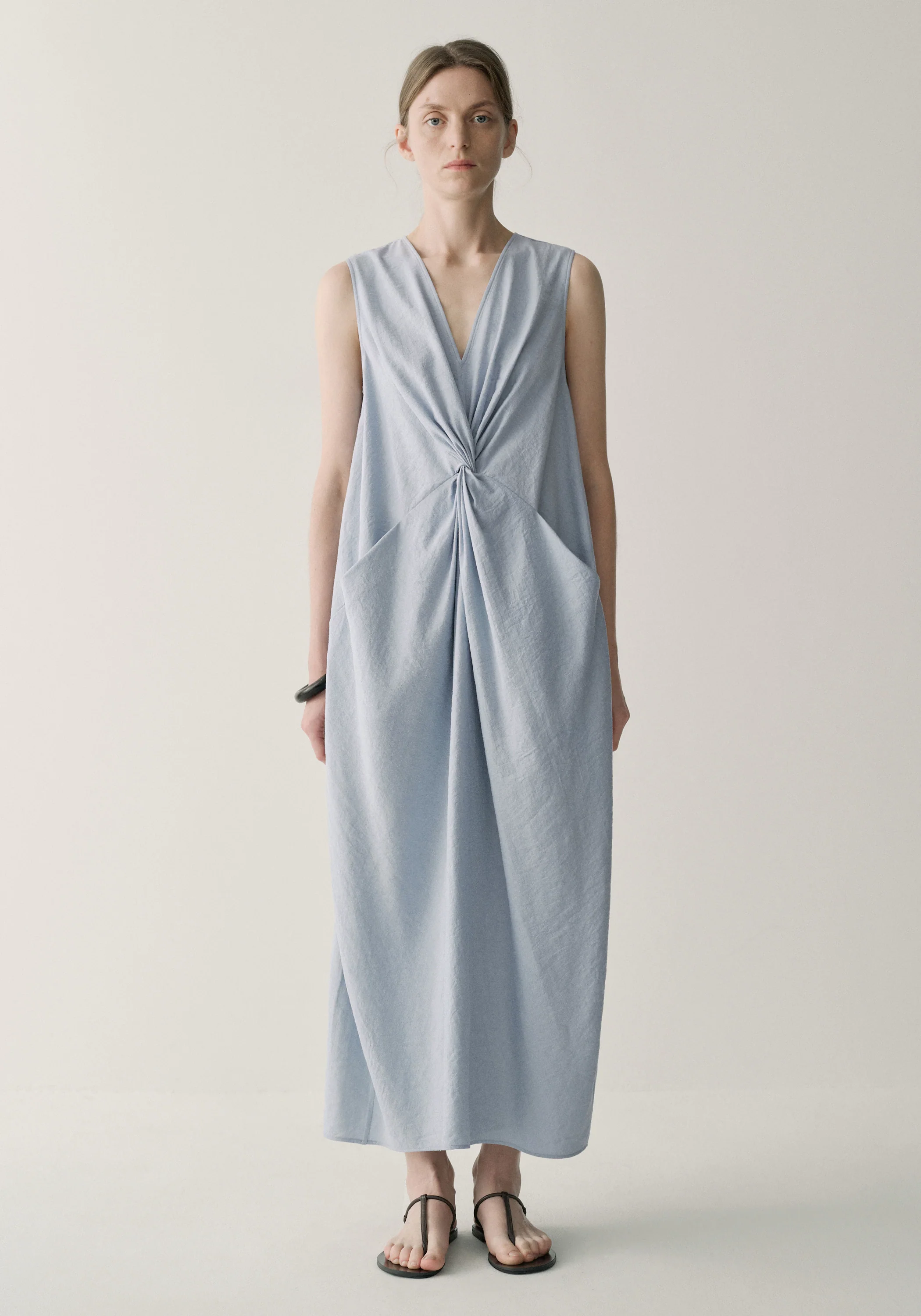 Two-way Twist Sleeveless Dress - Image 8