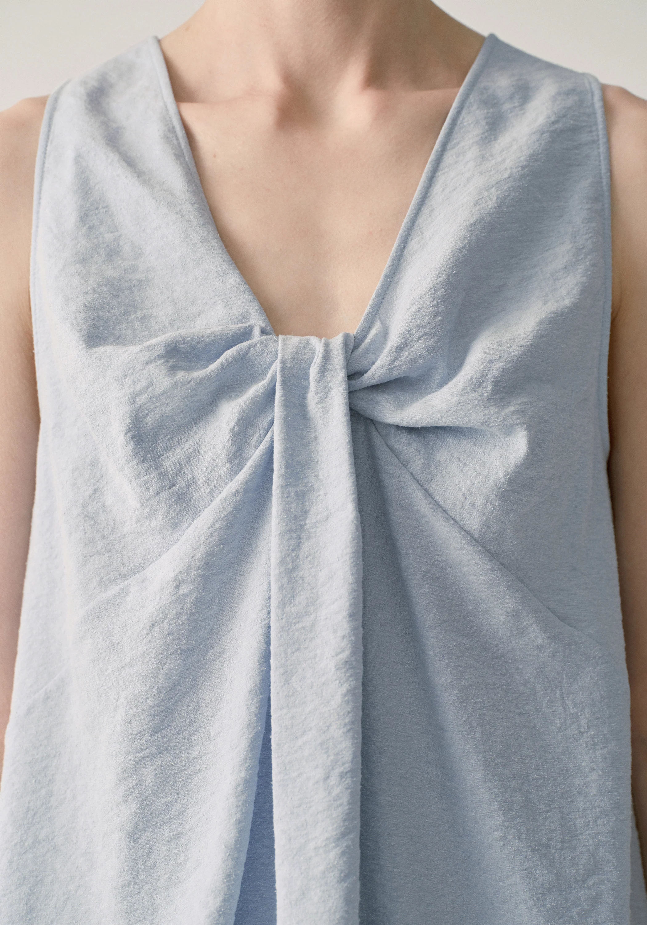 Two-way Twist Sleeveless Top - Image 28