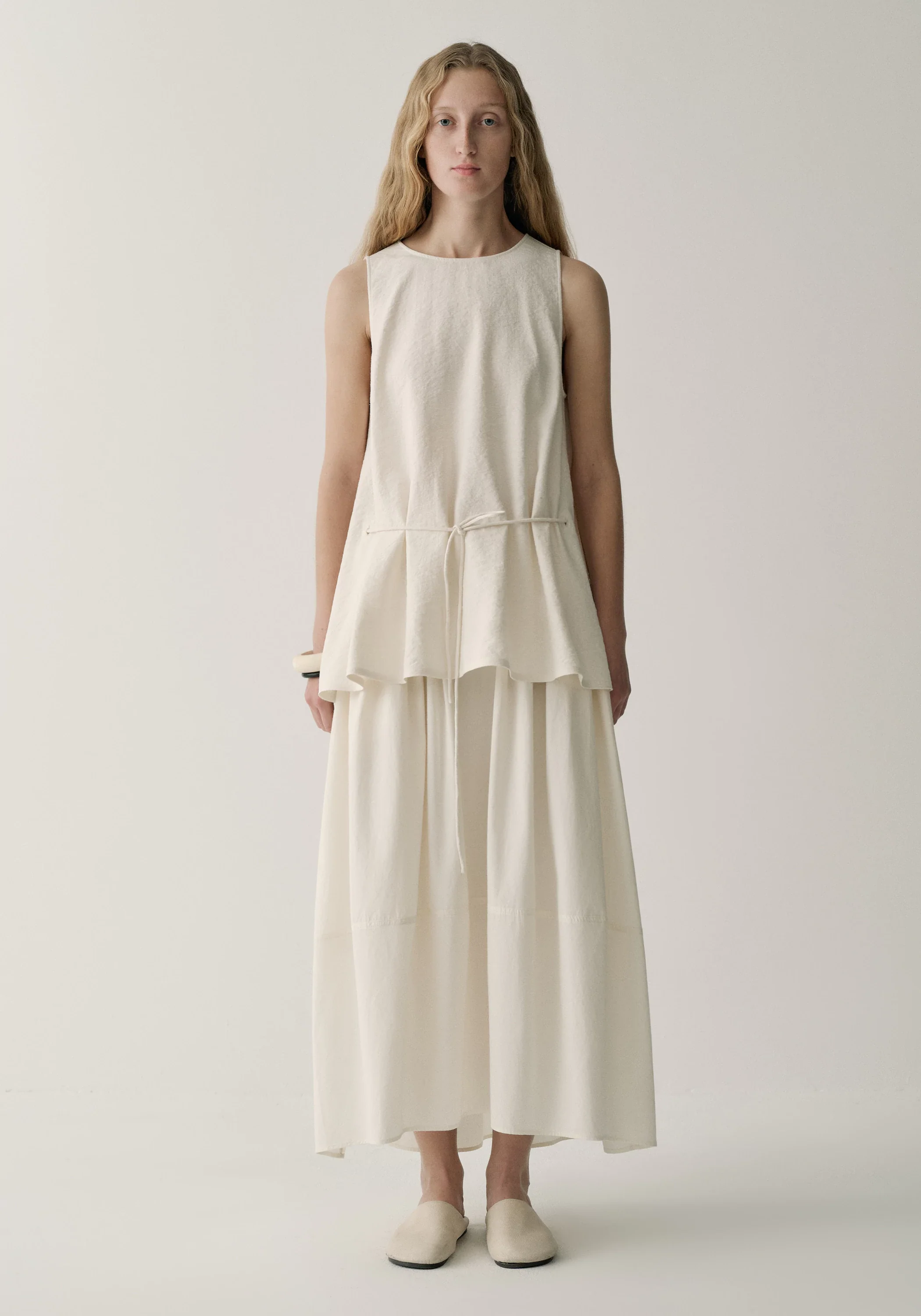 Two-way Twist Sleeveless Top - Image 4