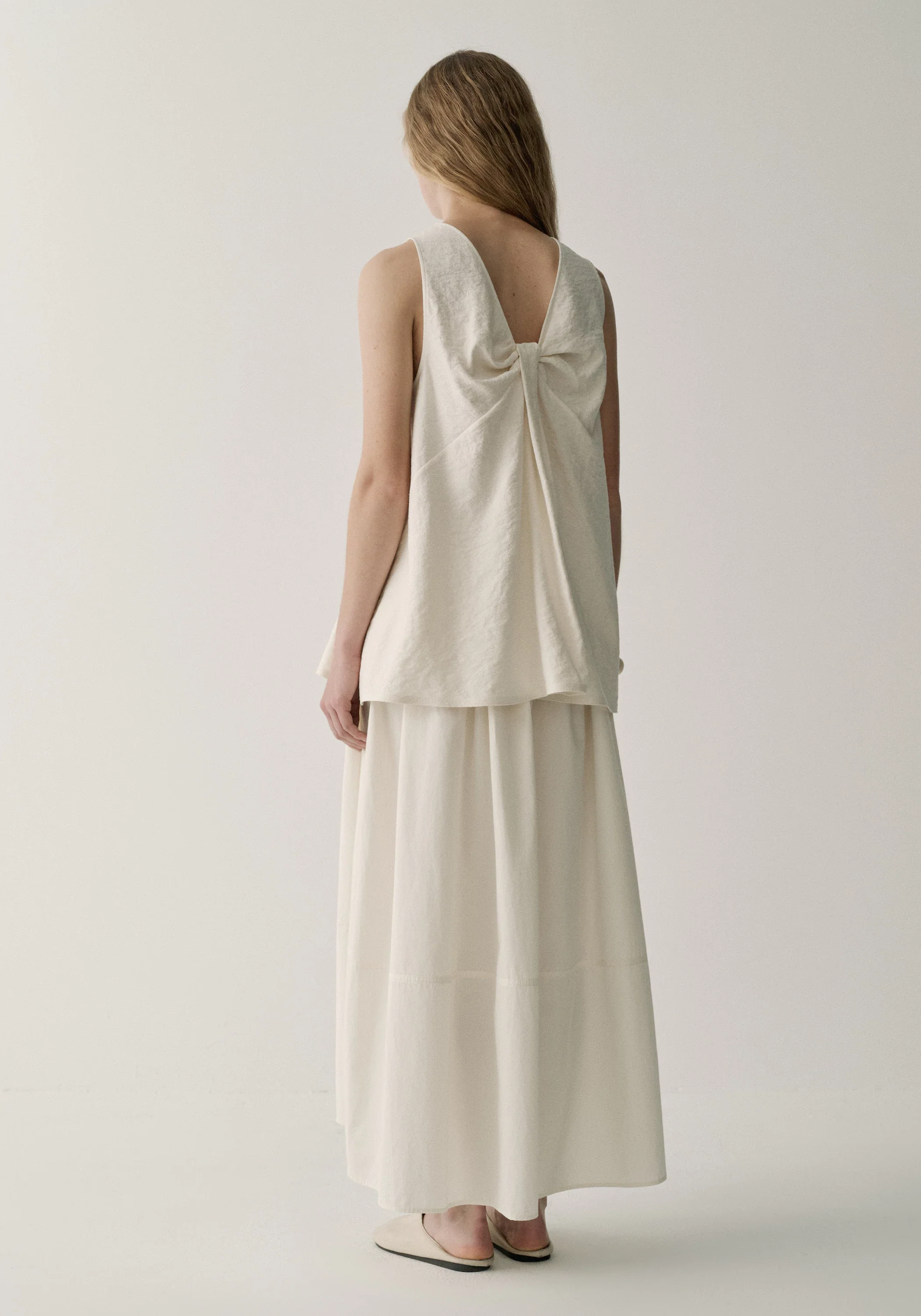 Two-way Twist Sleeveless Top - Image 6