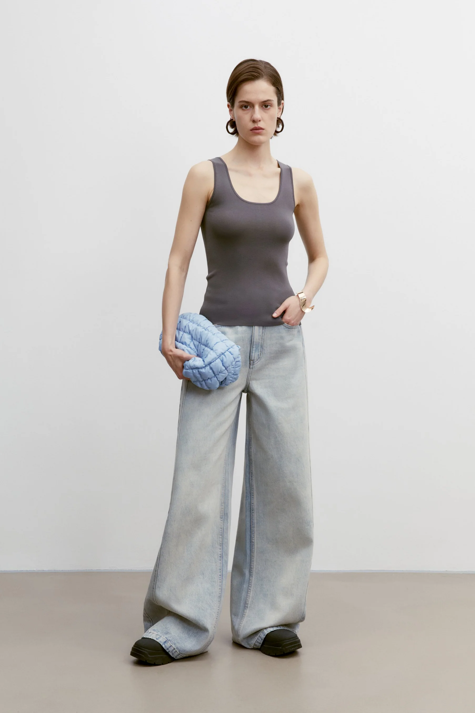 U-line Tank Top - Image 21