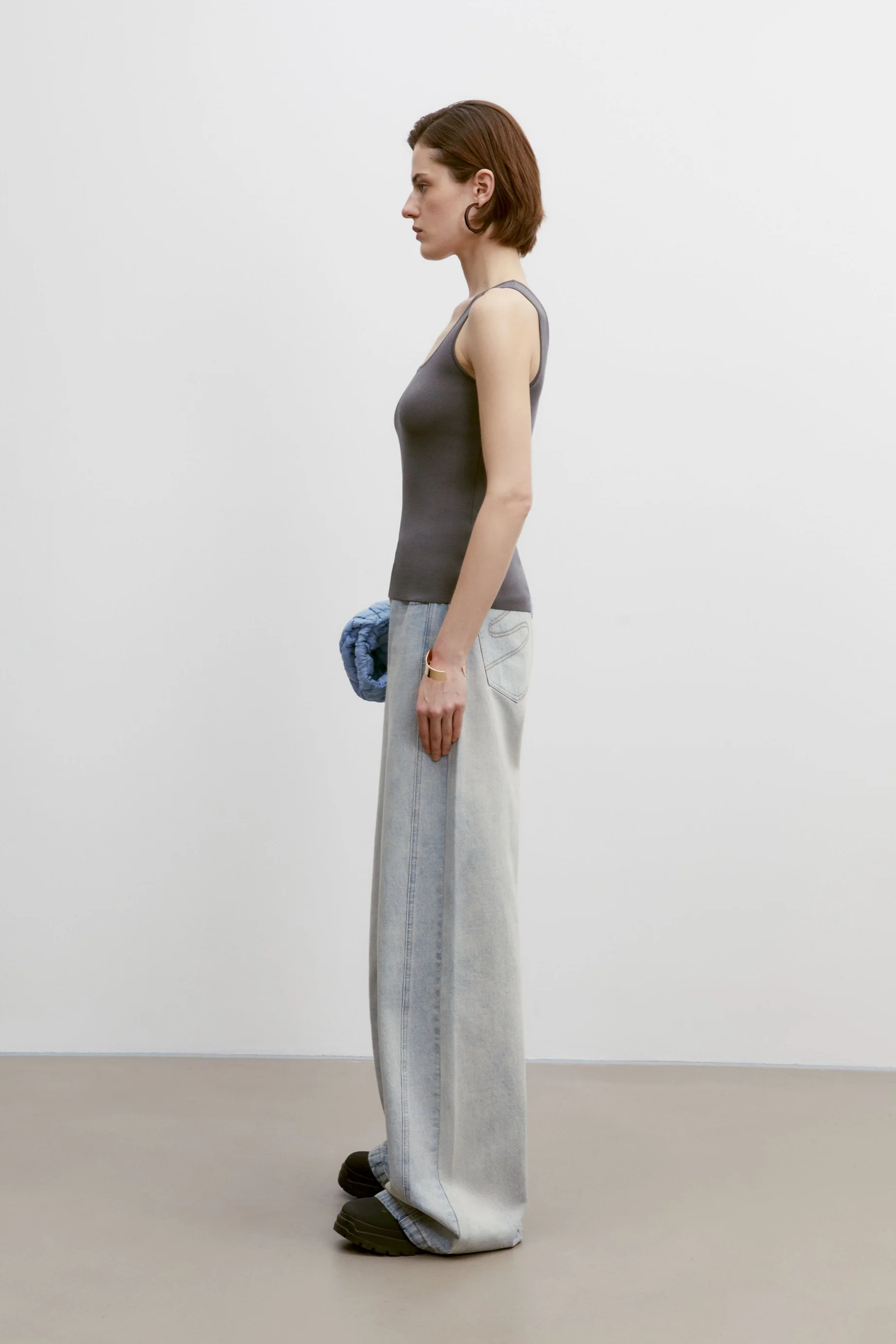 U-line Tank Top - Image 22