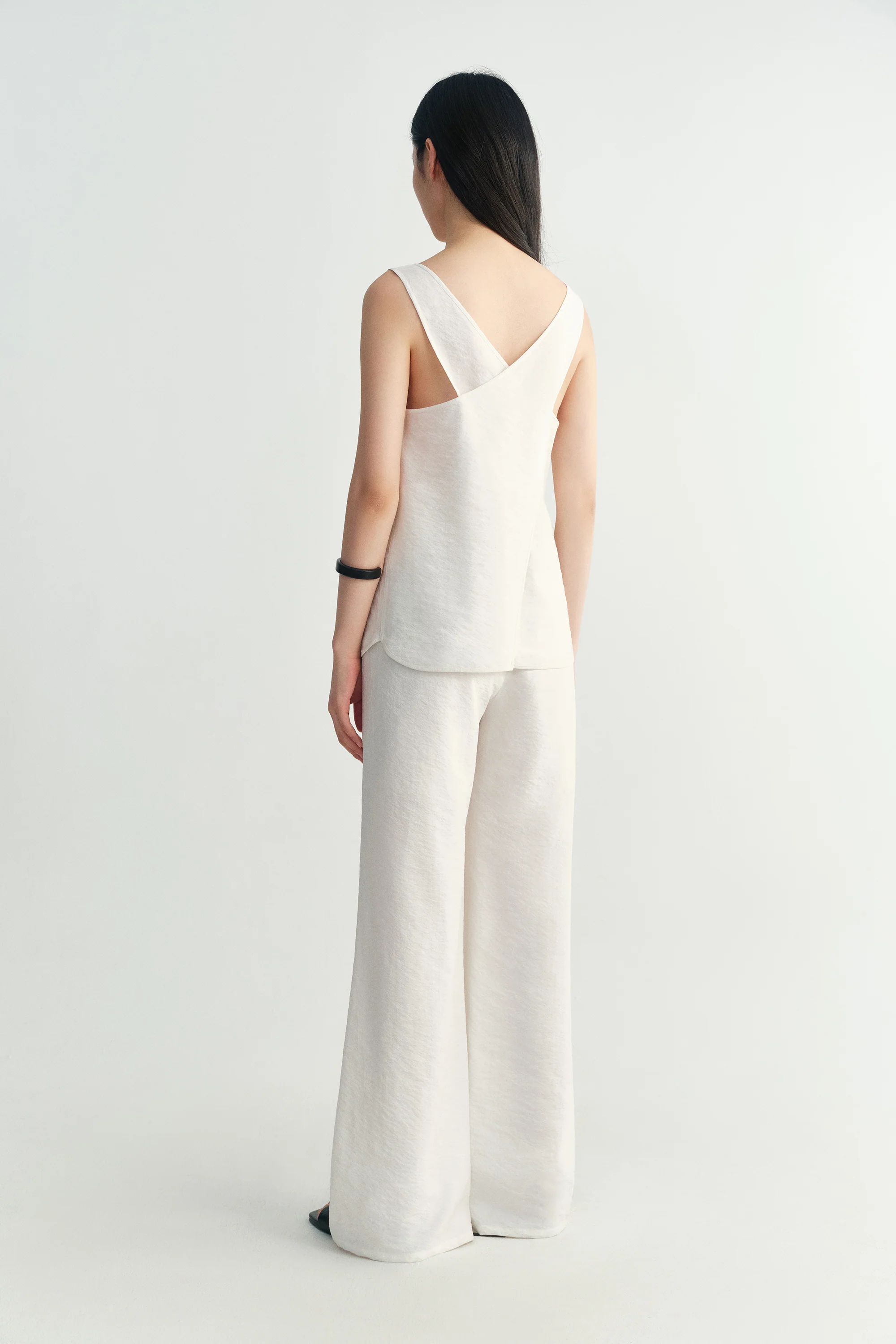 U-neckline Silk Top - Image 16