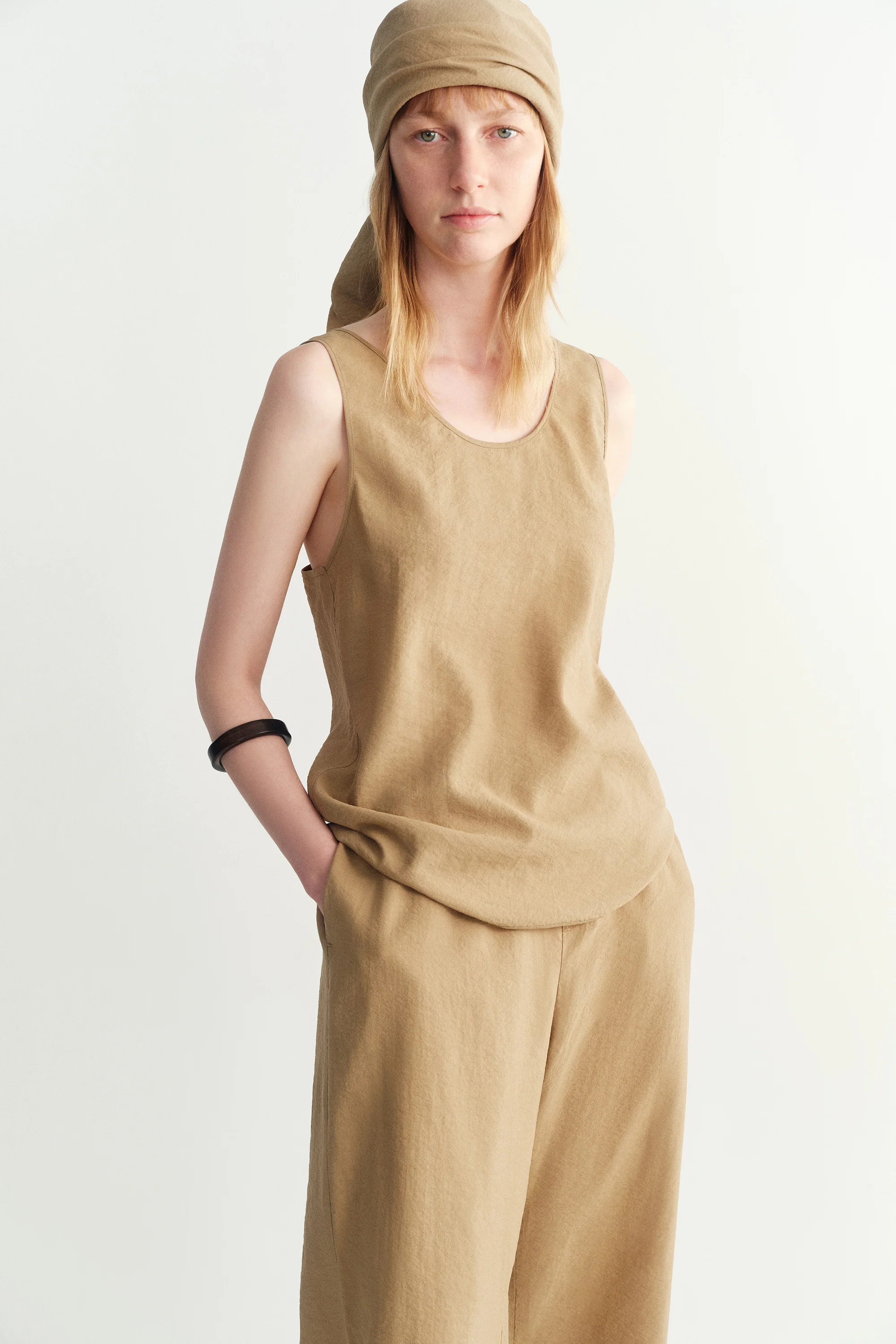U-neckline Silk Top - Image 5