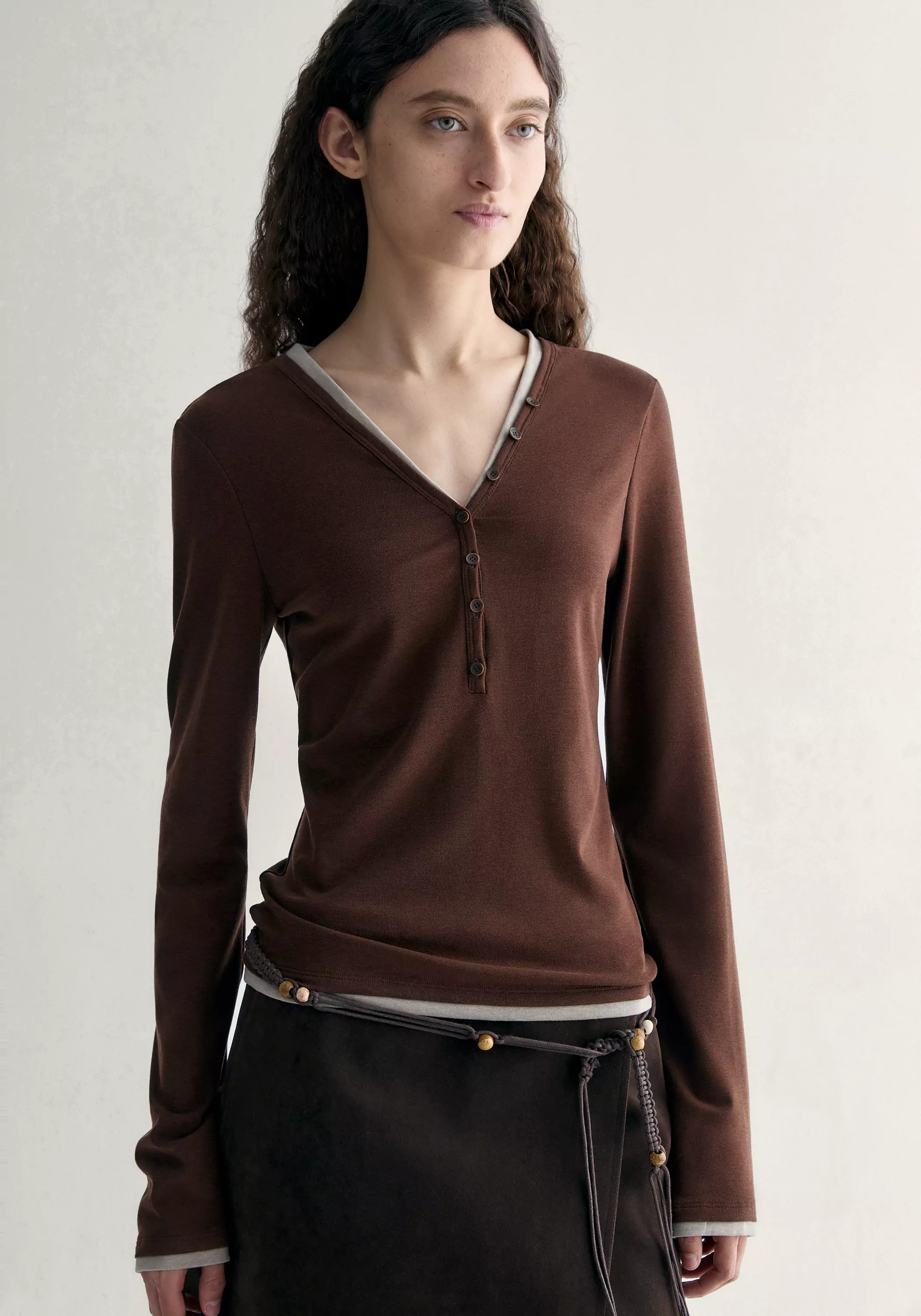 V-neck Buttoned Top - Image 18