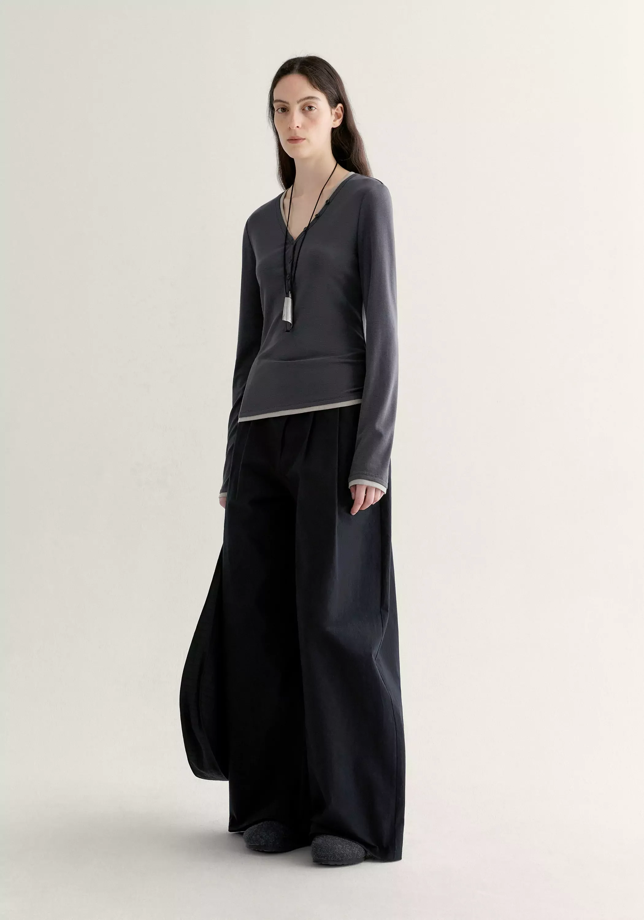 V-neck Buttoned Top - Image 8