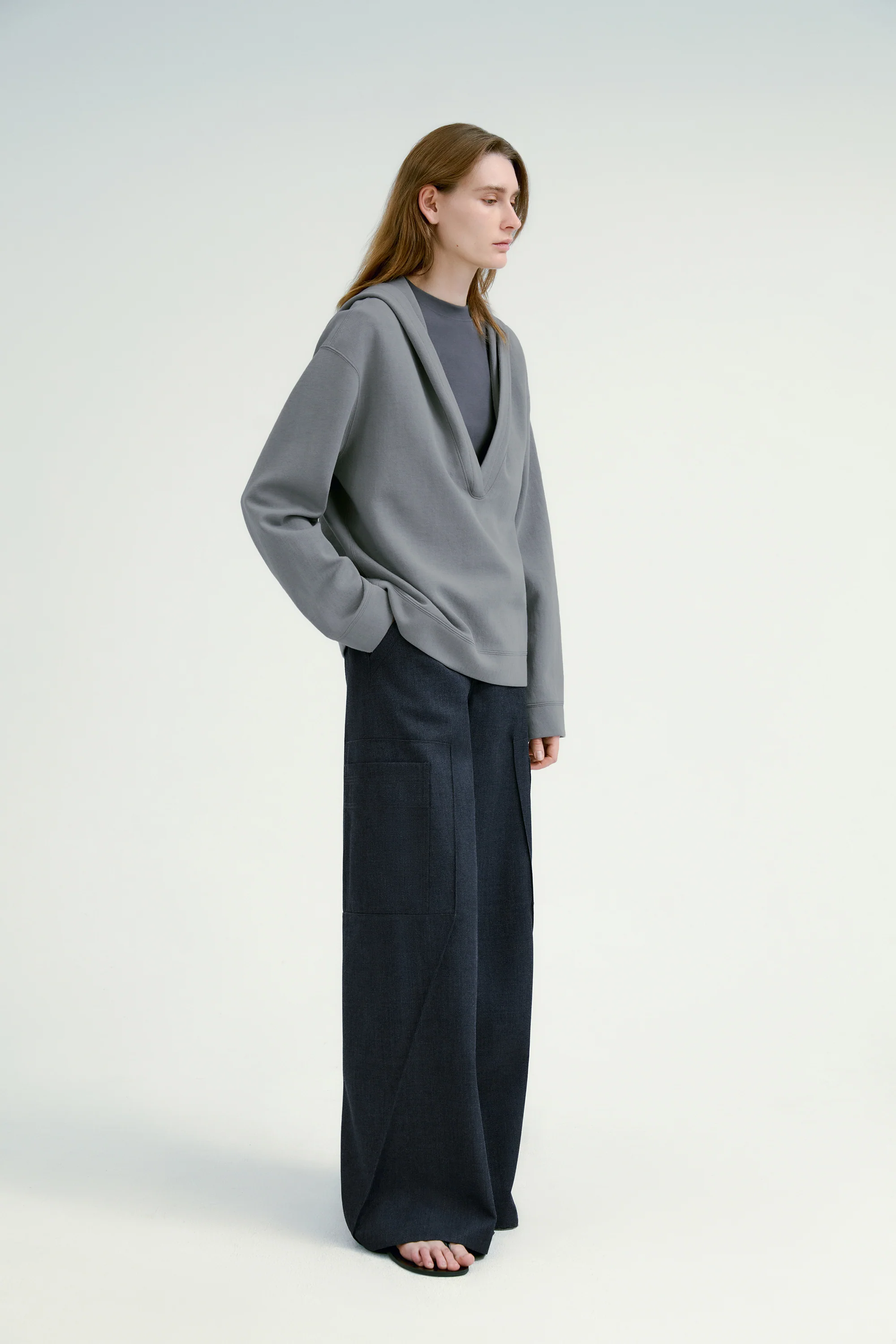 V-neck Hoodie - Image 10