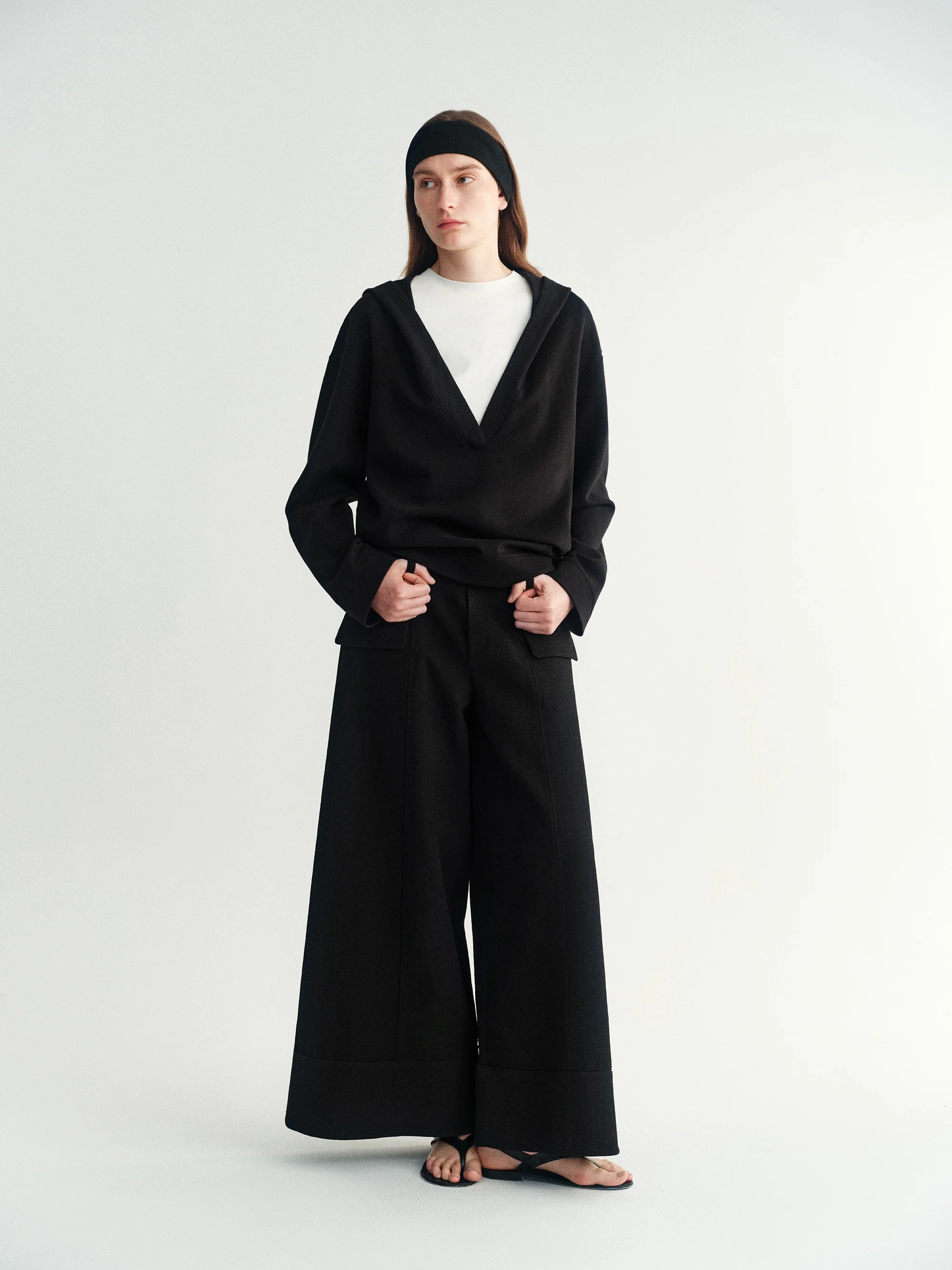 V-neck Hoodie - Image 17