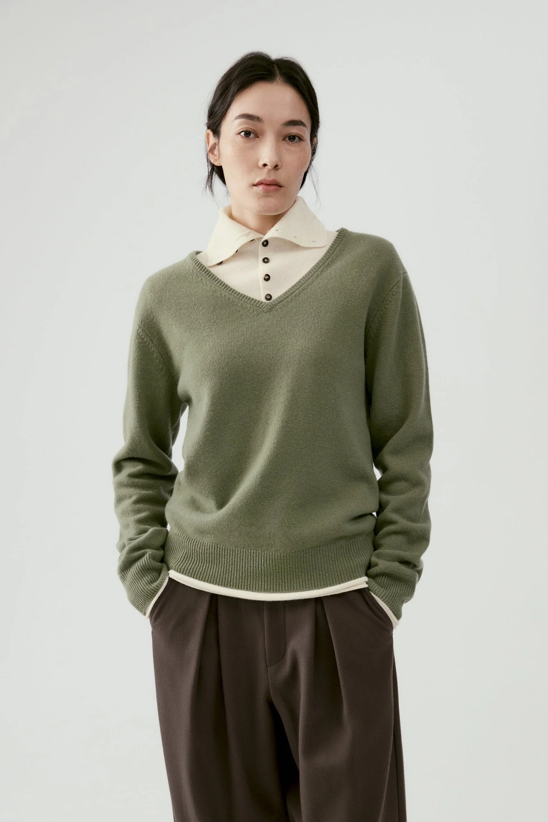 V-neck Knitted Top - Image 12