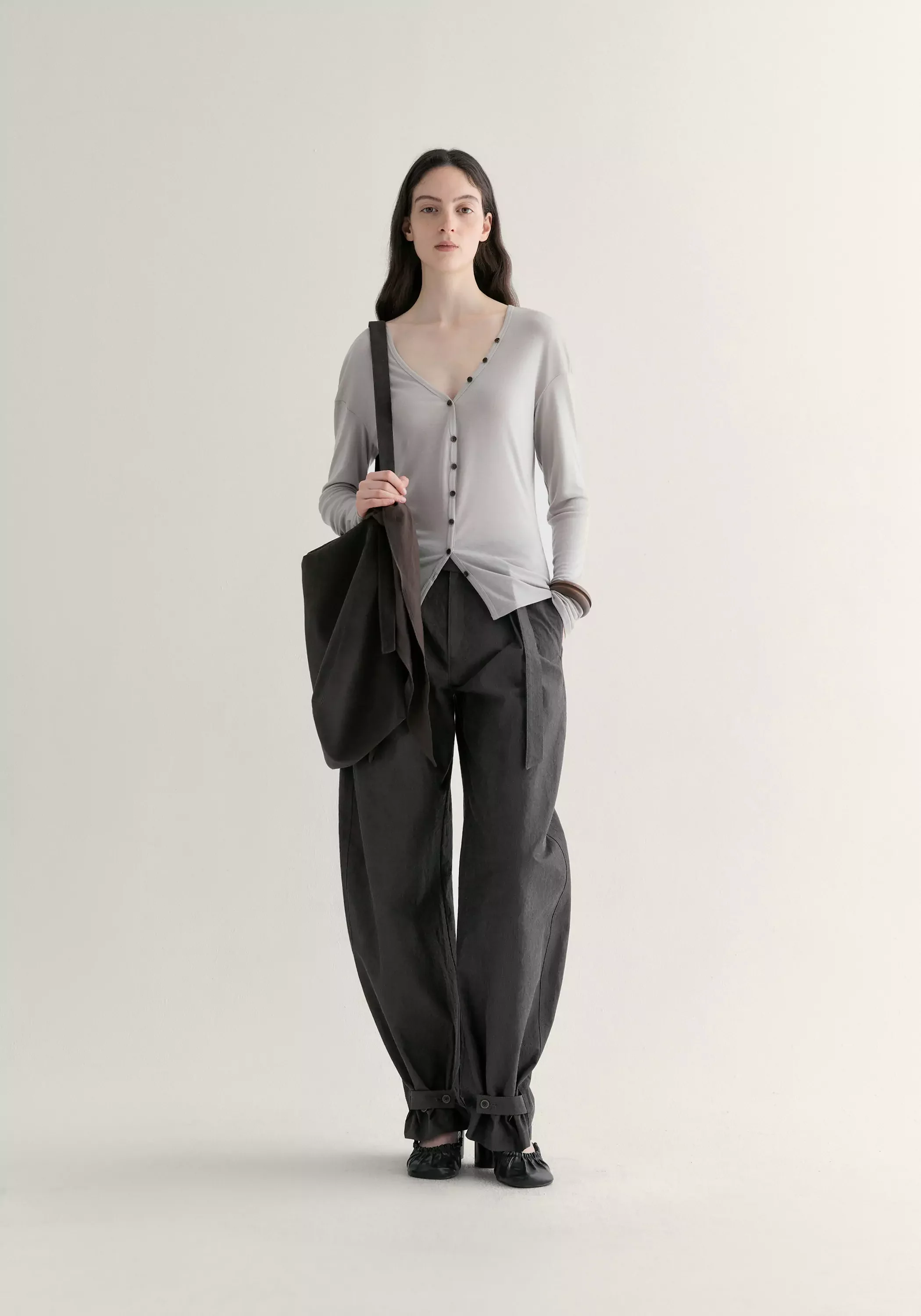 V-neck Knitted Top - Image 15