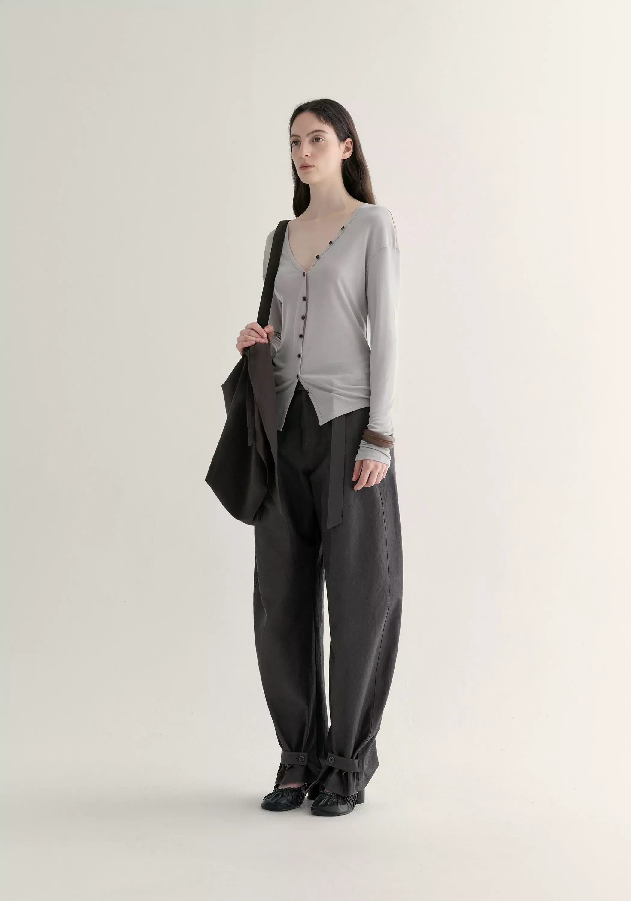 V-neck Knitted Top - Image 16