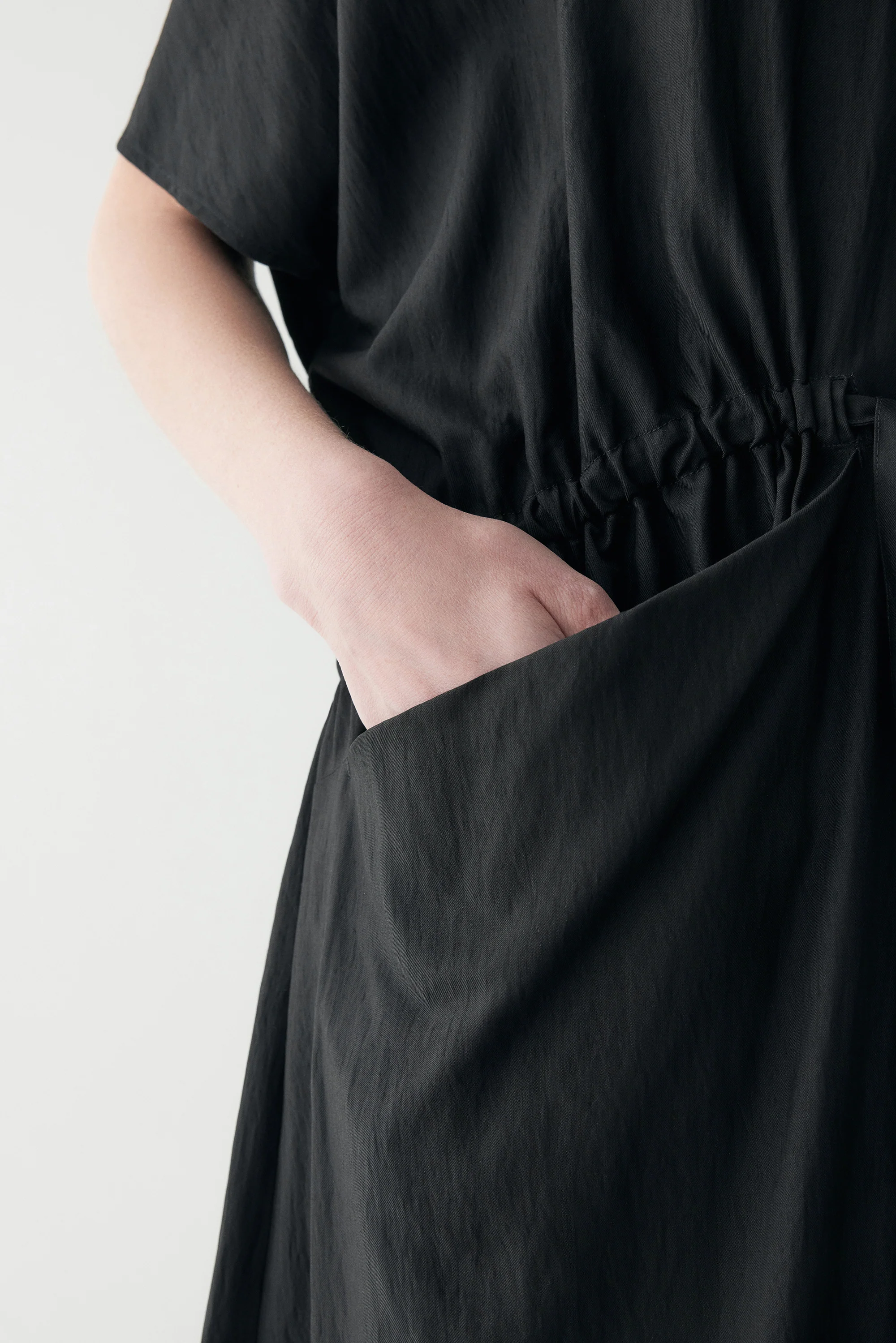 V-neck Pocket Dress - Image 15