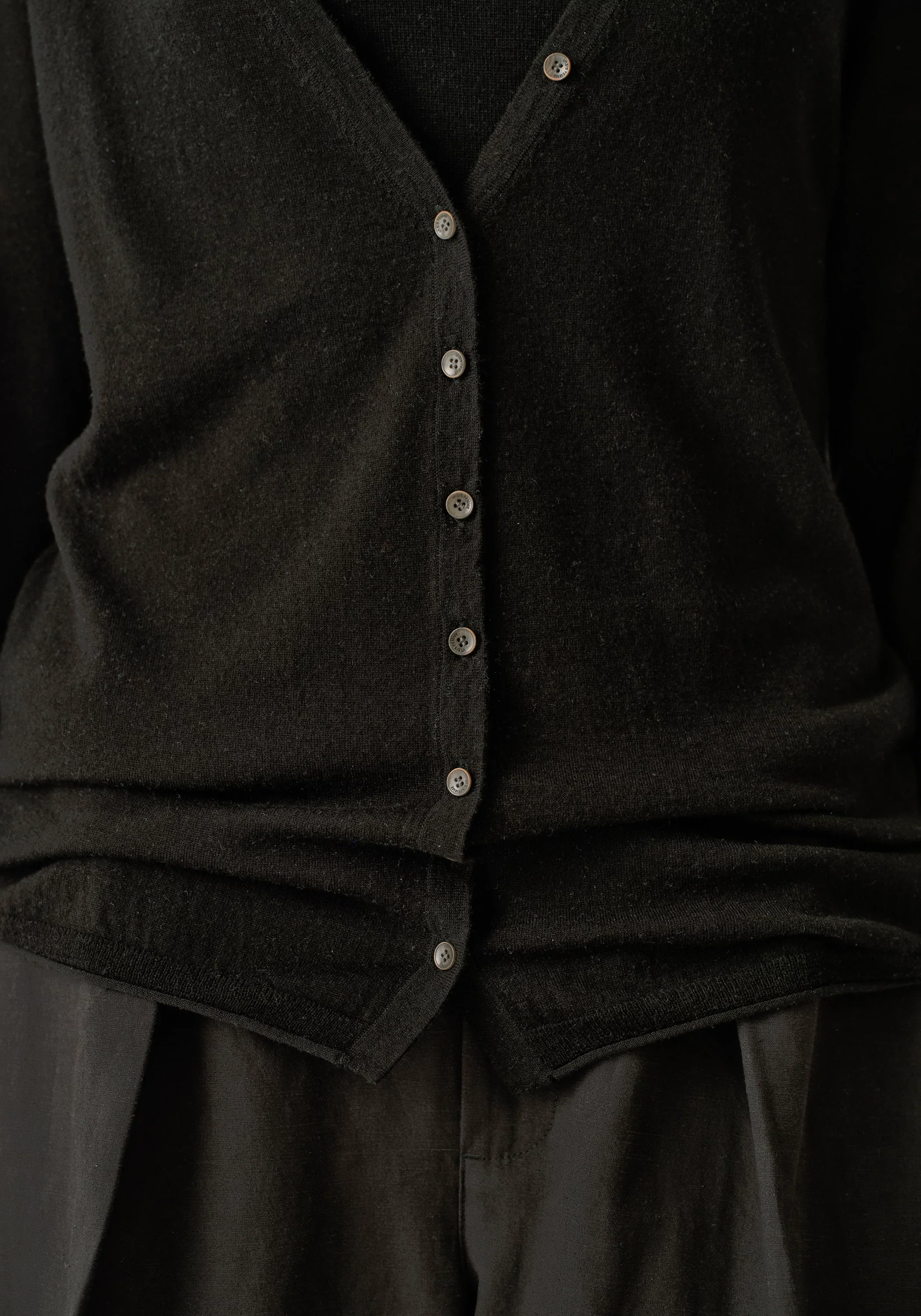 Water-soluble Wool Cardigan - Image 15