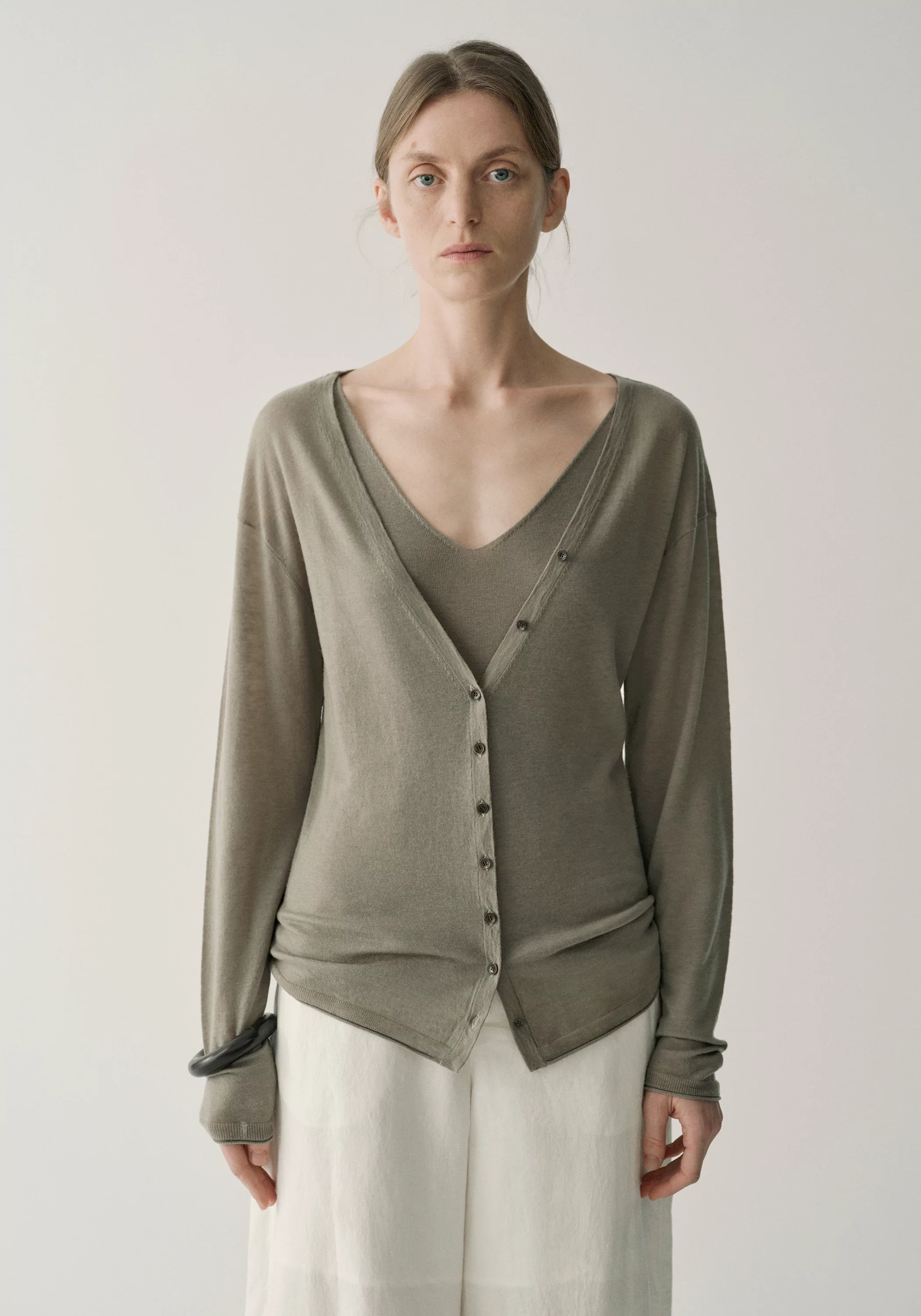 Water-soluble Wool Cardigan - Image 16
