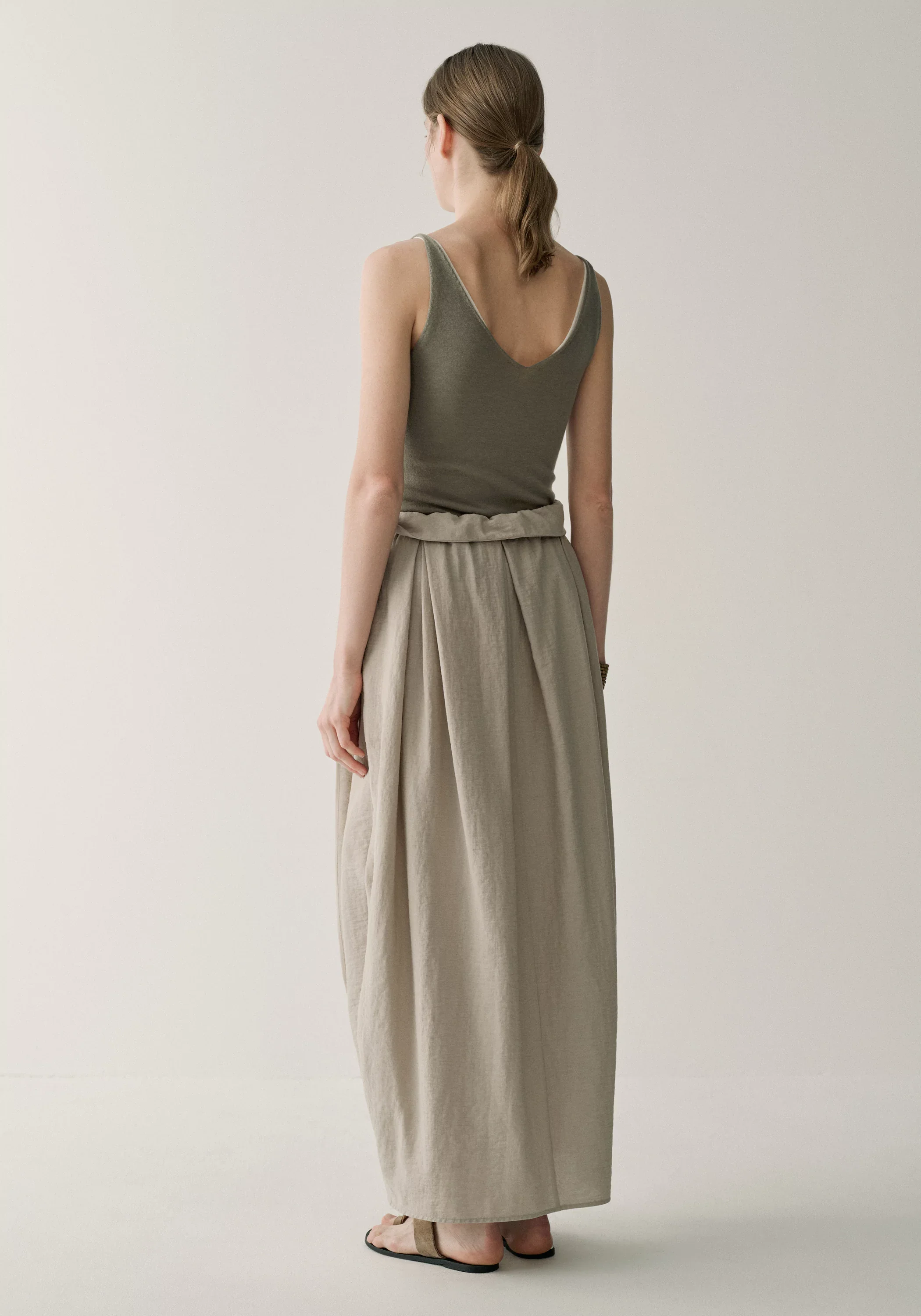 Water-soluble Wool Tank Top - Image 13