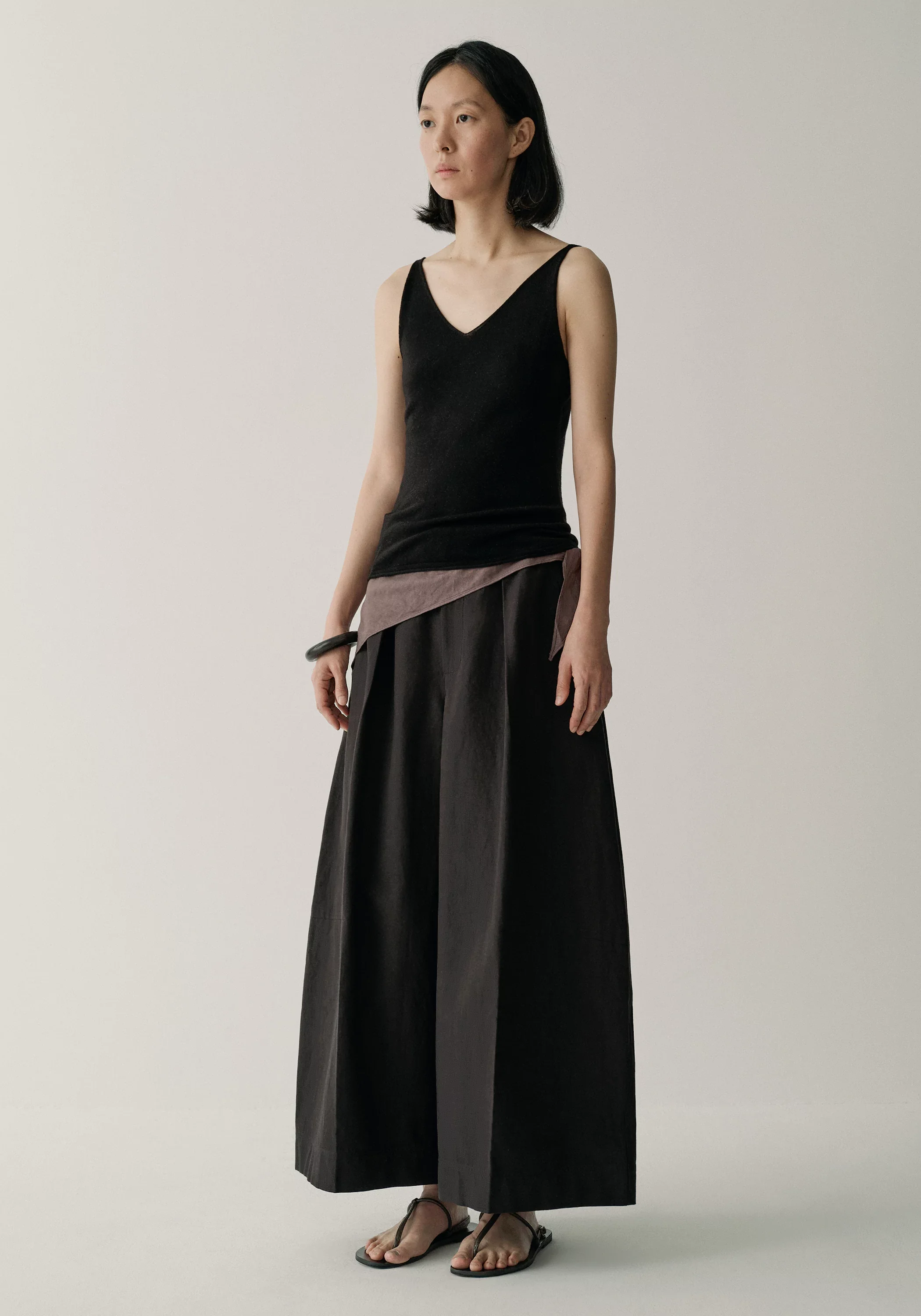 Water-soluble Wool Tank Top - Image 19