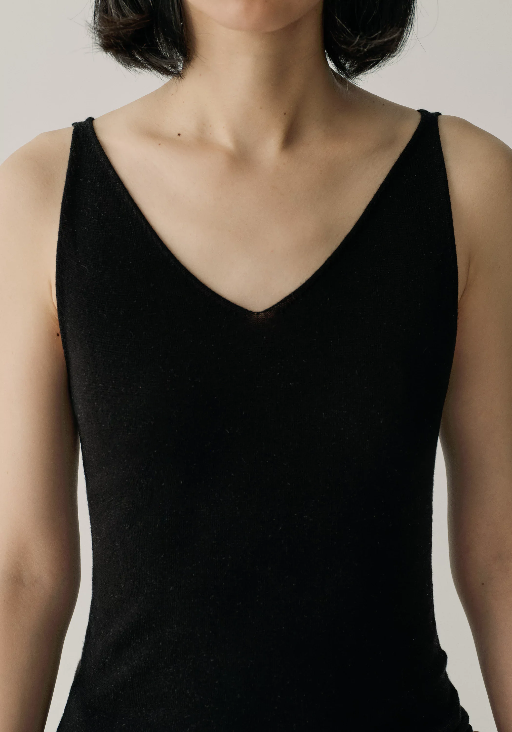 Water-soluble Wool Tank Top - Image 22