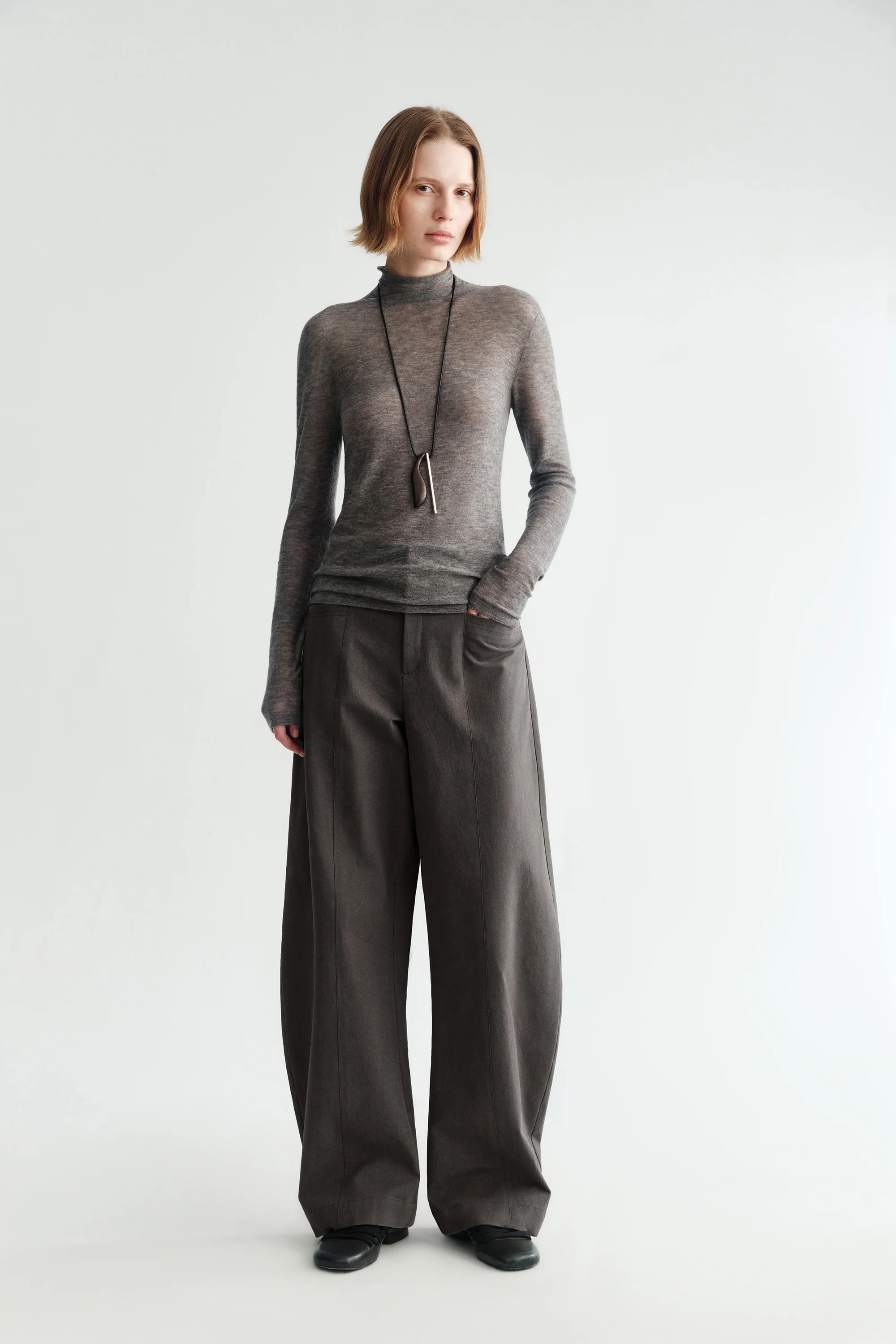 Water-soluble Wool Turtle-neck Sweater - Image 10