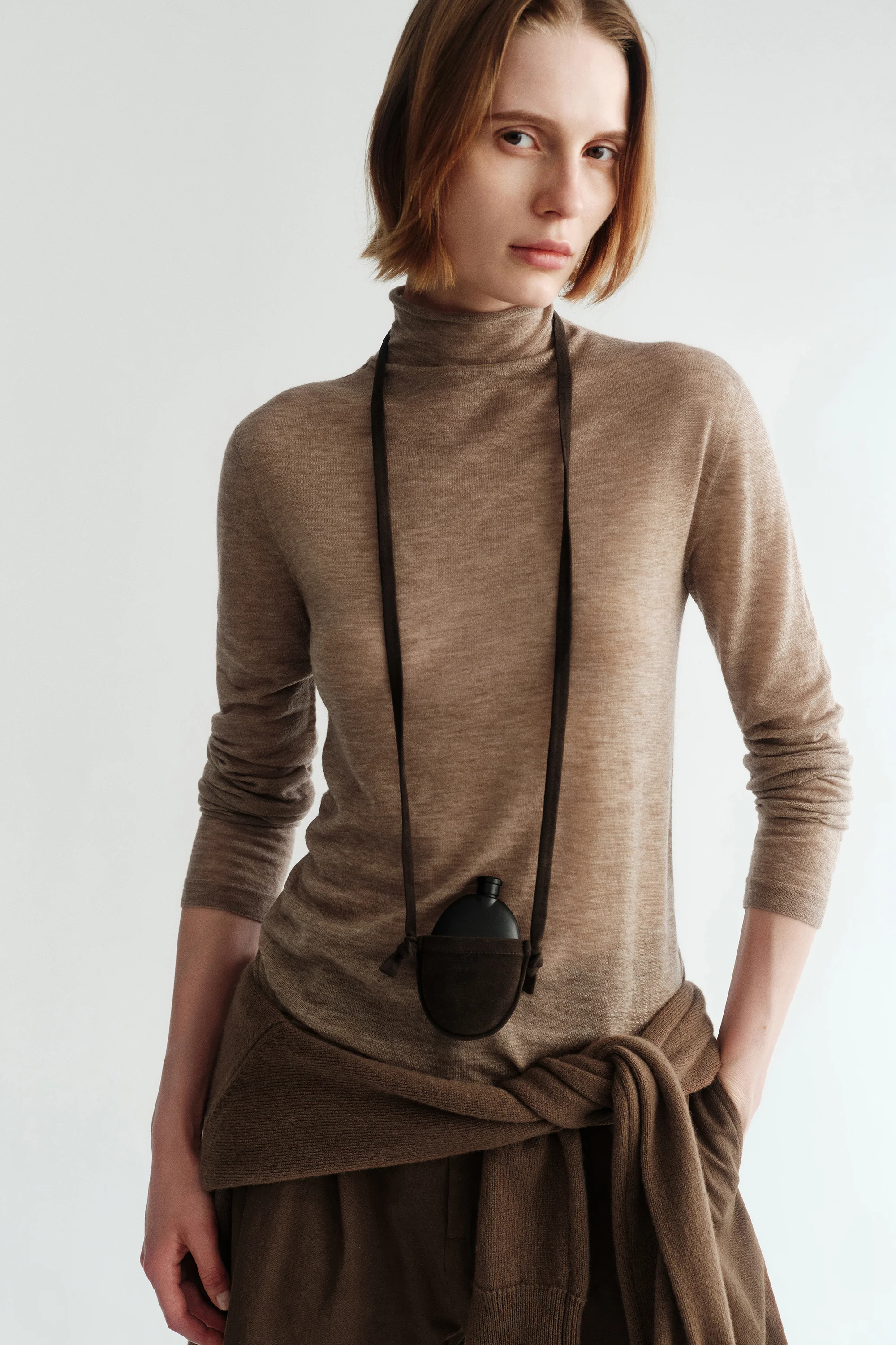 Water-soluble Wool Turtle-neck Sweater - Image 5