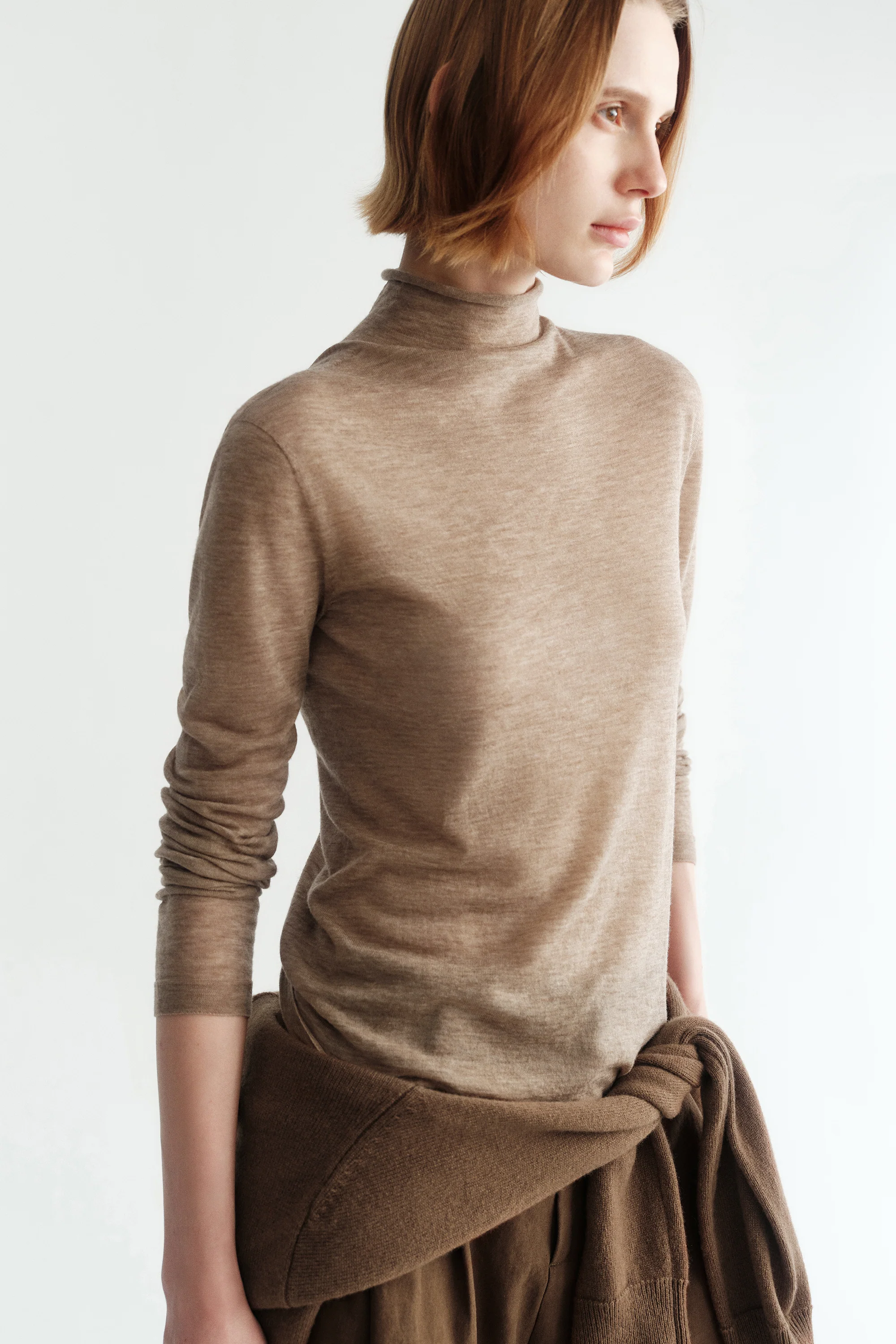 Water-soluble Wool Turtle-neck Sweater - Image 6