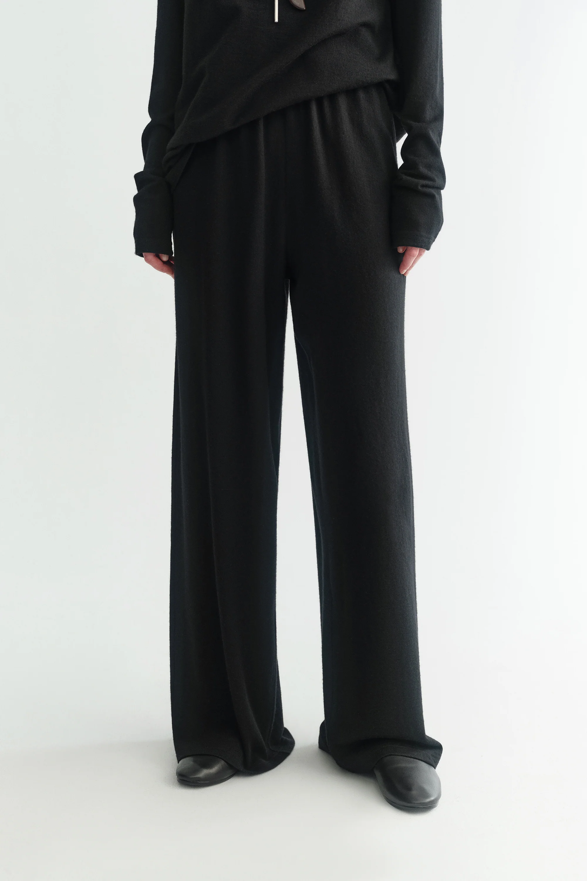 Wool Wide-Leg Pants - Image 12