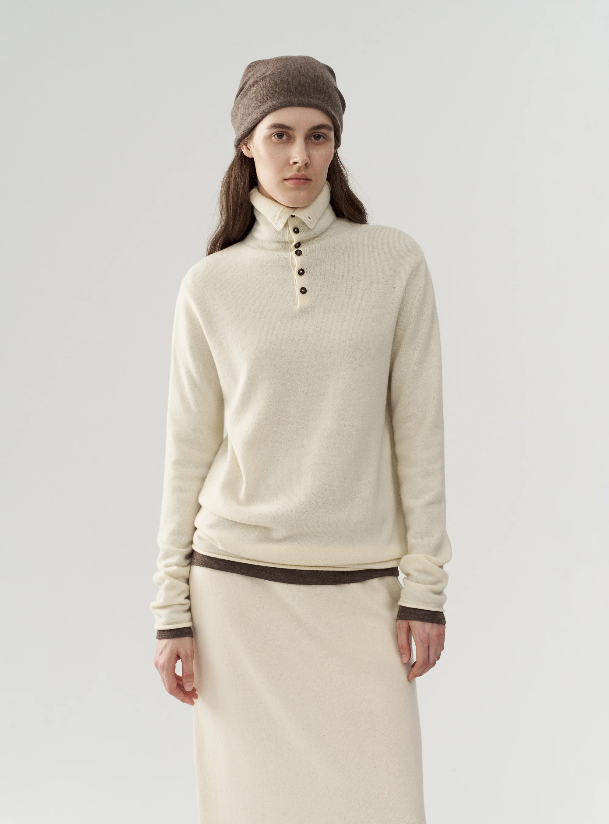 Slim-fit Stand Collar Yak Wool Knit Top - Image 11