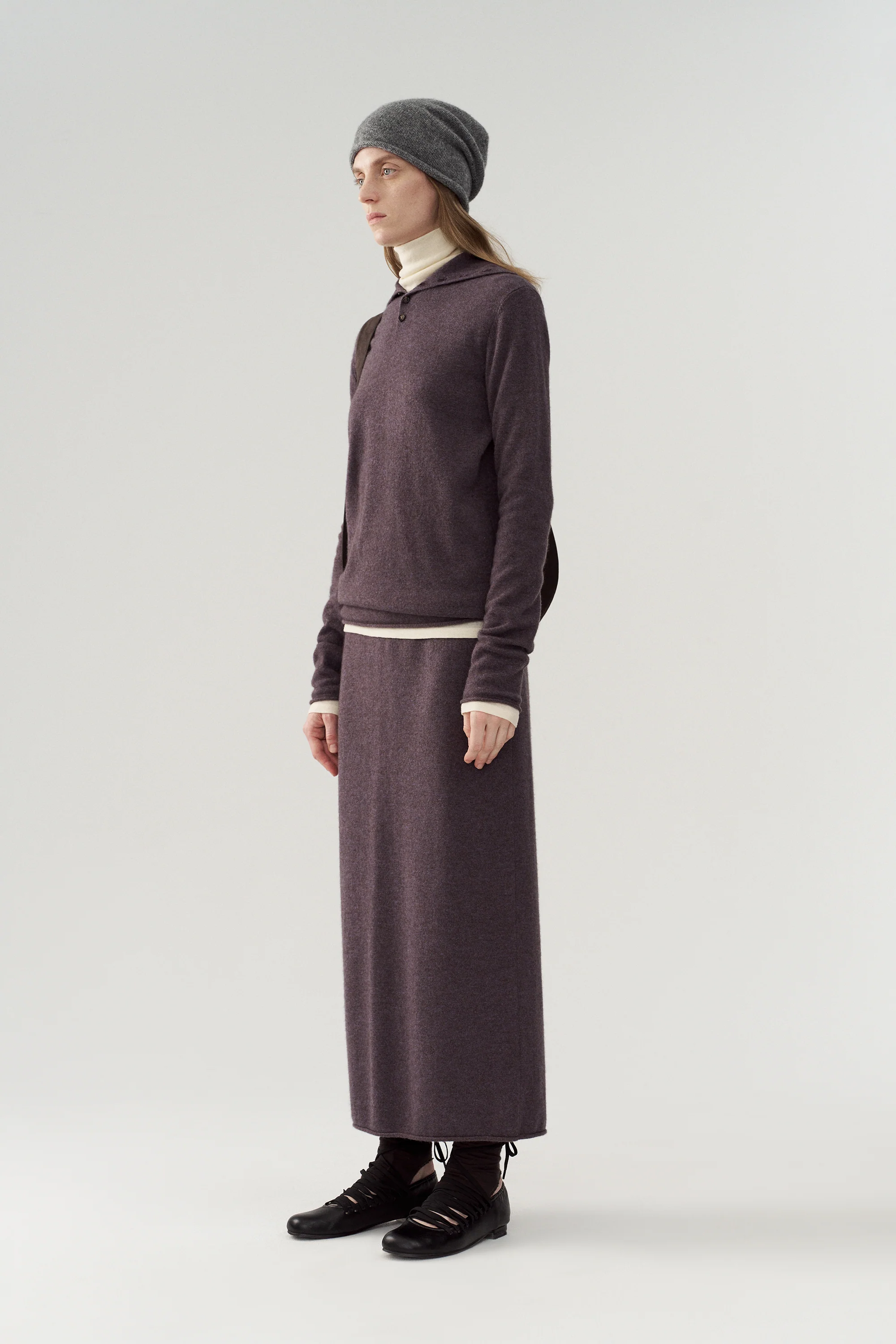 Slim-fit Stand Collar Yak Wool Knit Top - Image 13