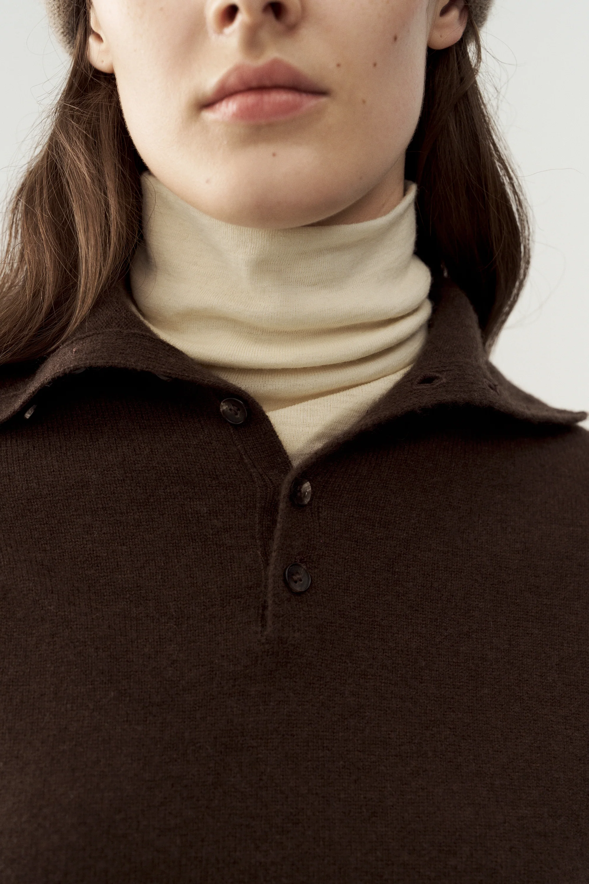 Slim-fit Stand Collar Yak Wool Knit Top - Image 20