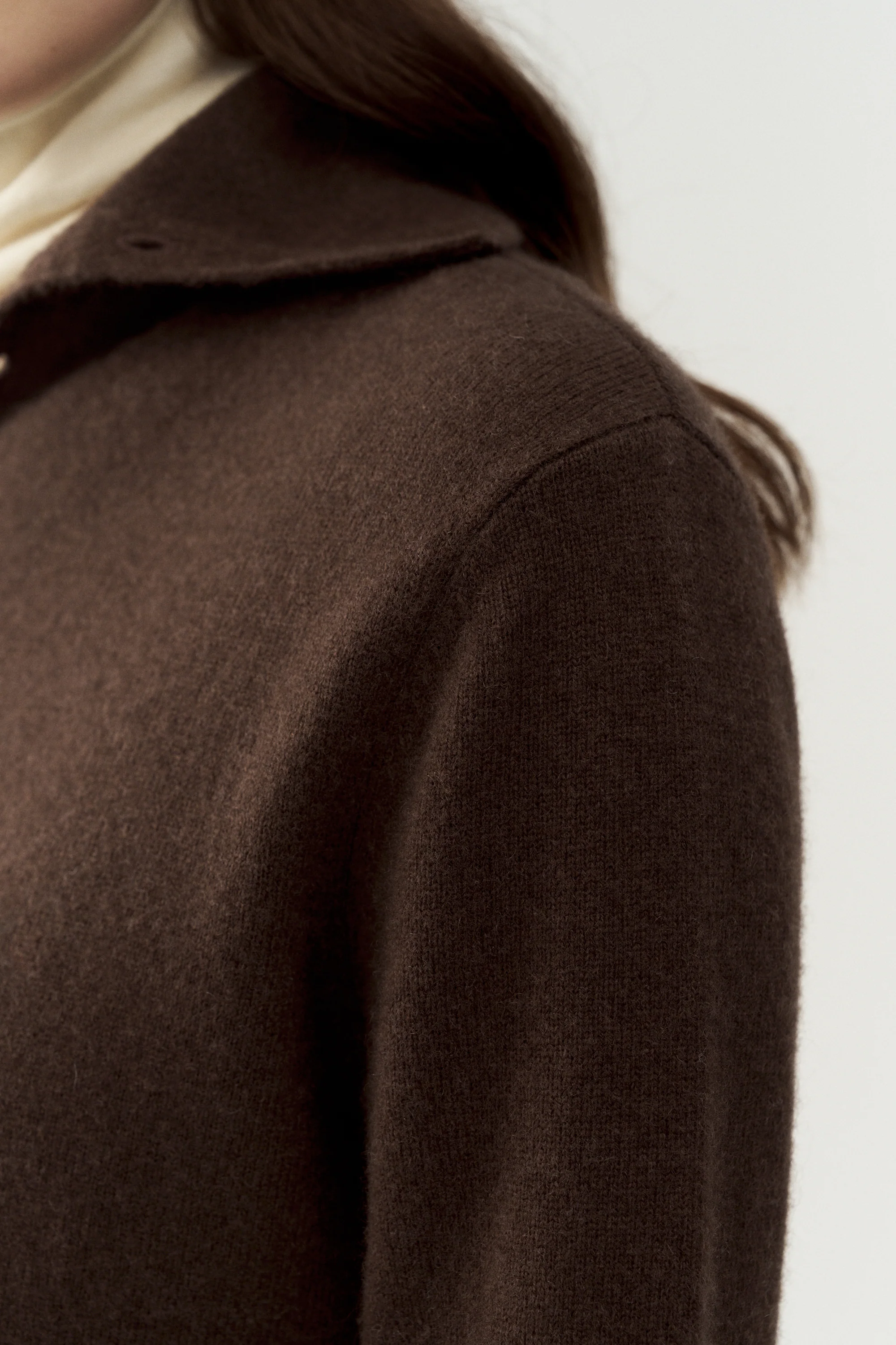 Slim-fit Stand Collar Yak Wool Knit Top - Image 21