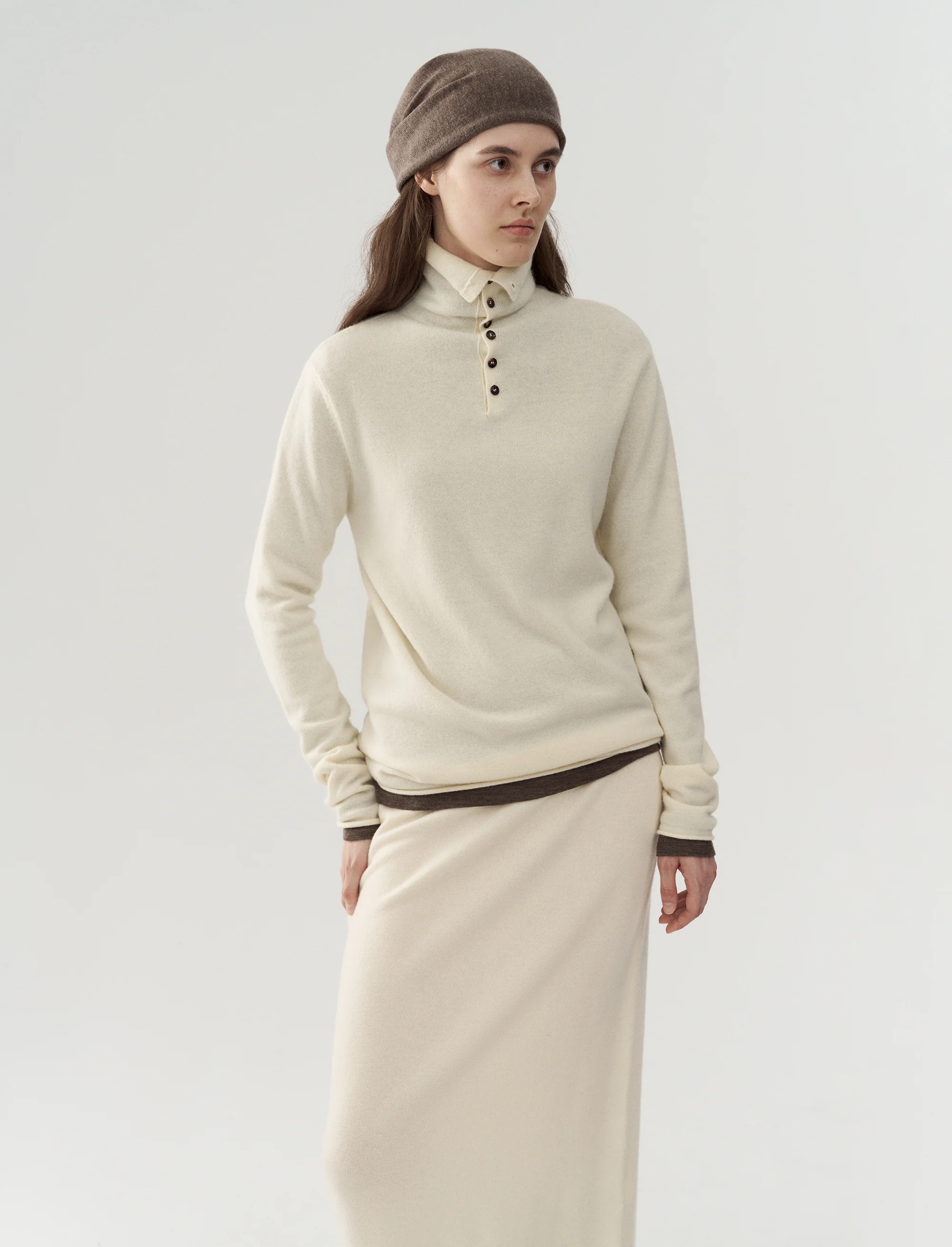 Slim-fit Stand Collar Yak Wool Knit Top - Image 9