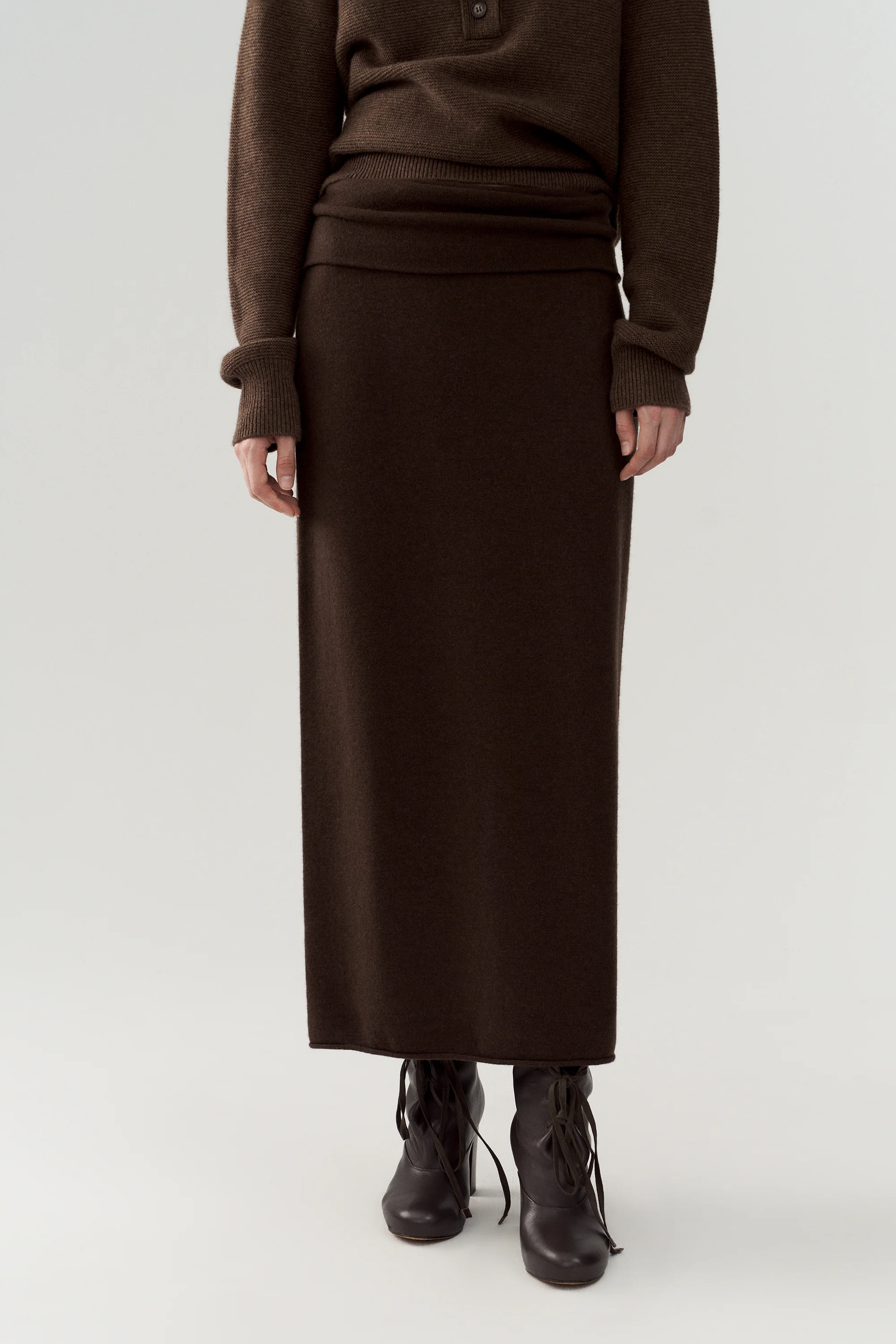 Yak Wool Reversible Waistband Knitted Skirt - Image 17